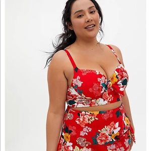 Torrid Red Floral Swimsuit TOP 2 XL NWOT